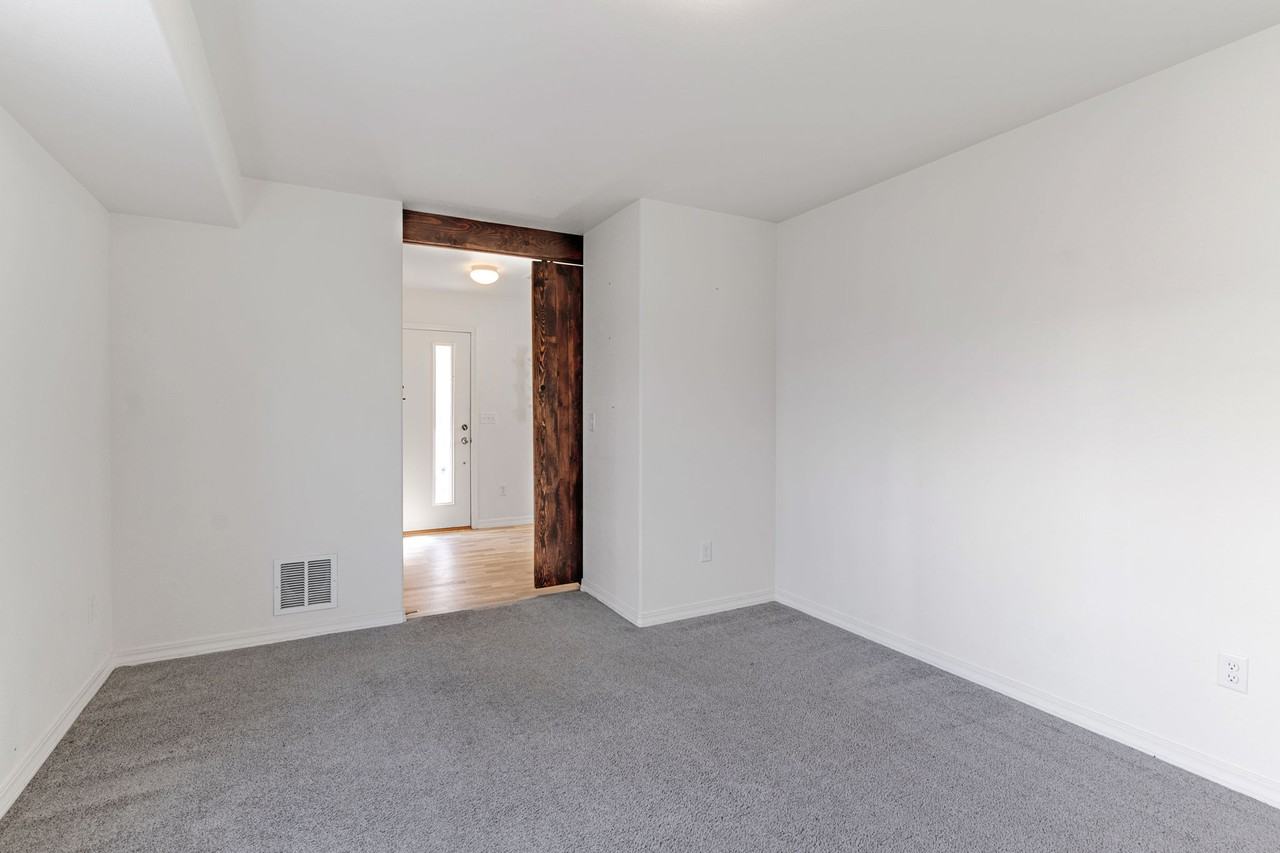 897 Technology Ct #1 - Photo 4 of 27