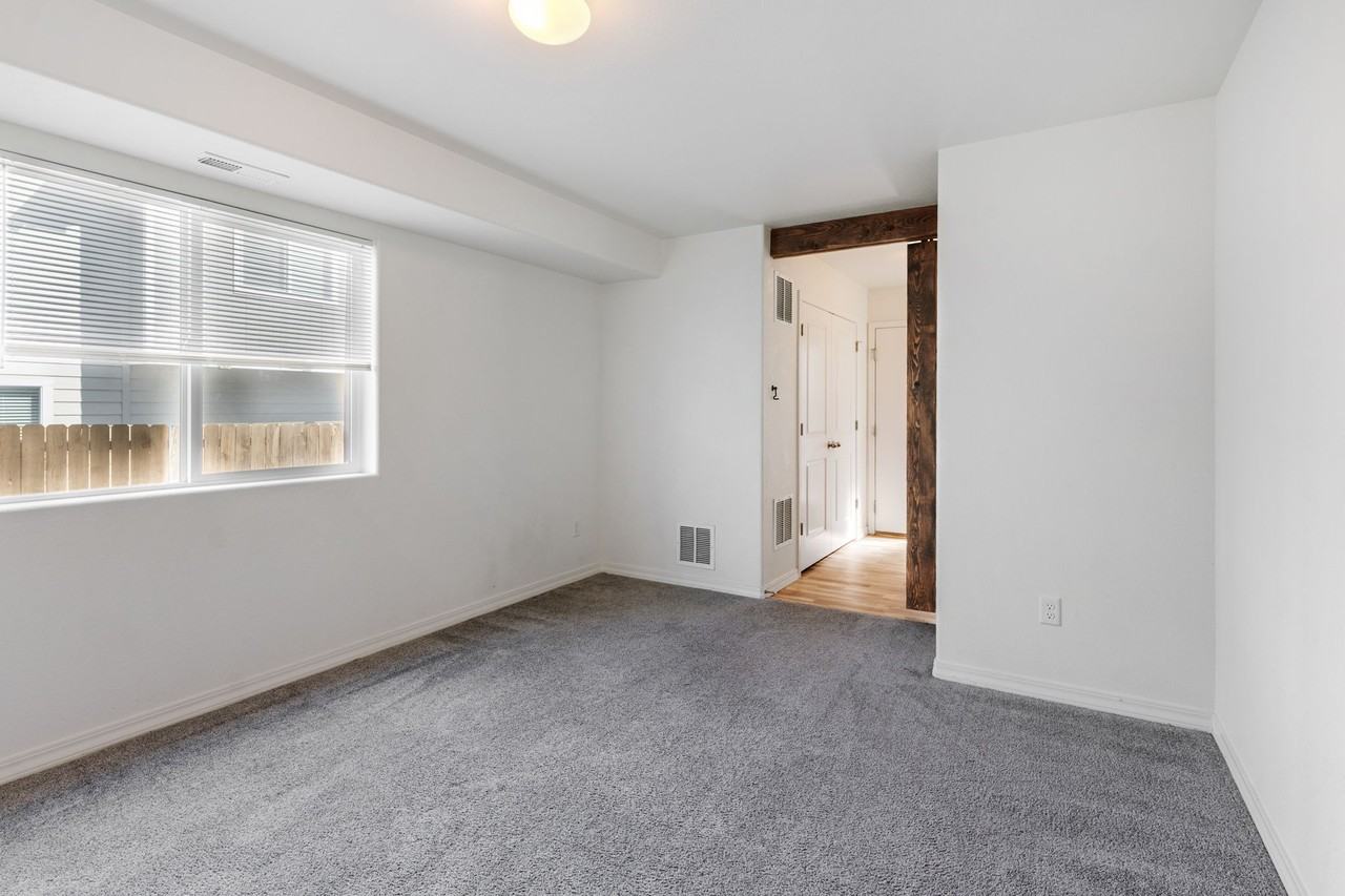 897 Technology Ct #1 - Photo 5 of 27