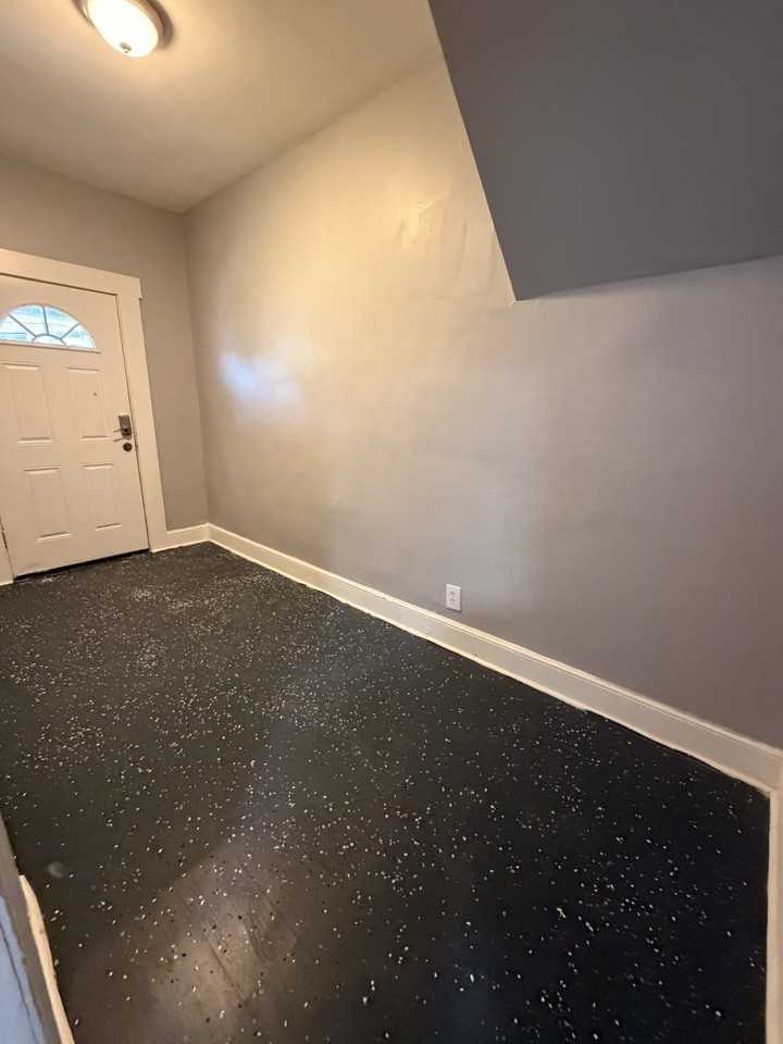 265 W Ivy St #1 - Photo 2 of 16