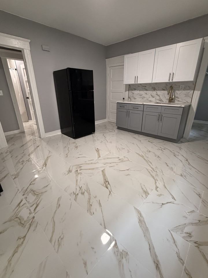 265 W Ivy St #1 - Photo 5 of 16