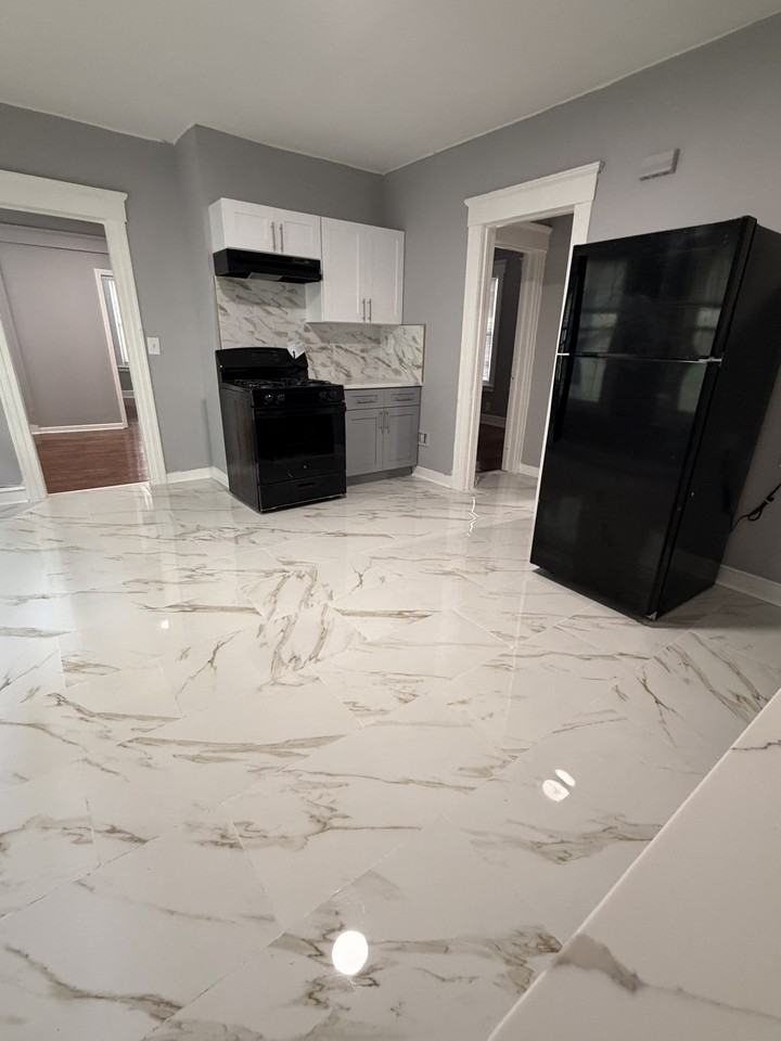 265 W Ivy St #1 - Photo 6 of 16