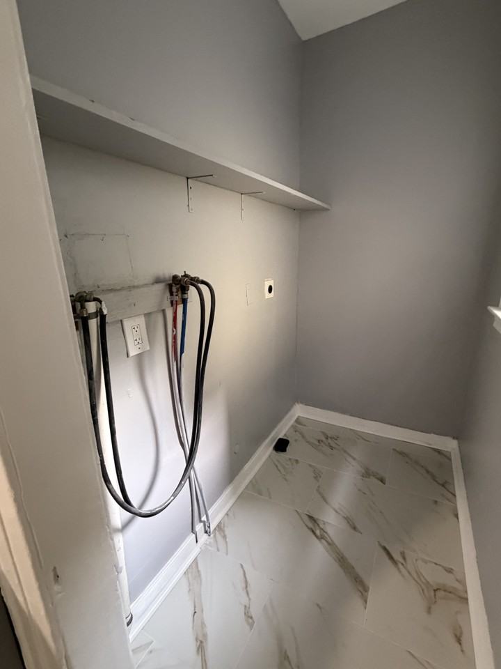 265 W Ivy St #1 - Photo 7 of 16