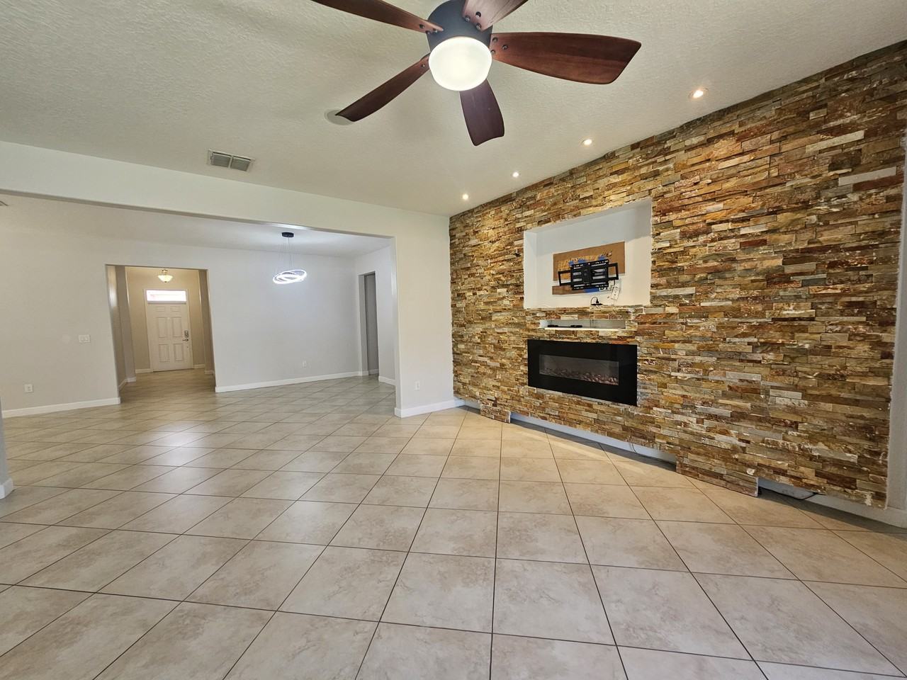 2718 Atherton Dr #1 - Photo 3 of 29