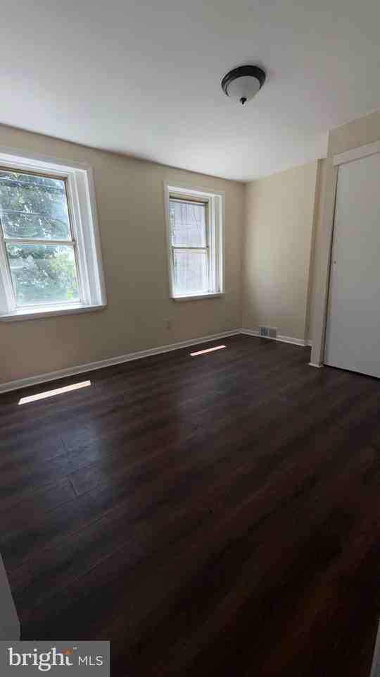 405 E Rittenhouse St - Photo 5 of 8