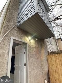758 N Dekalb St - Photo 2 of 47