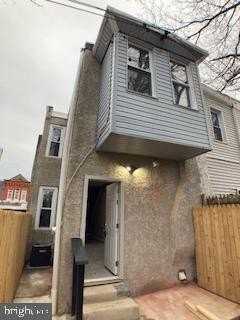 758 N Dekalb St - Photo 4 of 47