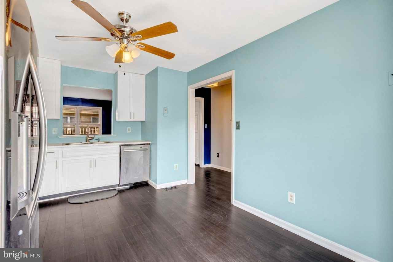 14716 Grobie Pond Ln - Photo 7 of 34