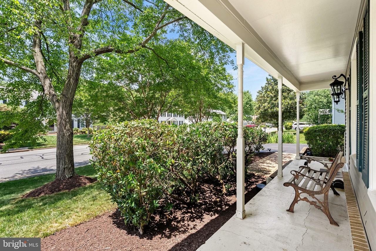 5405 Hampton Forest Way - Photo 2 of 50