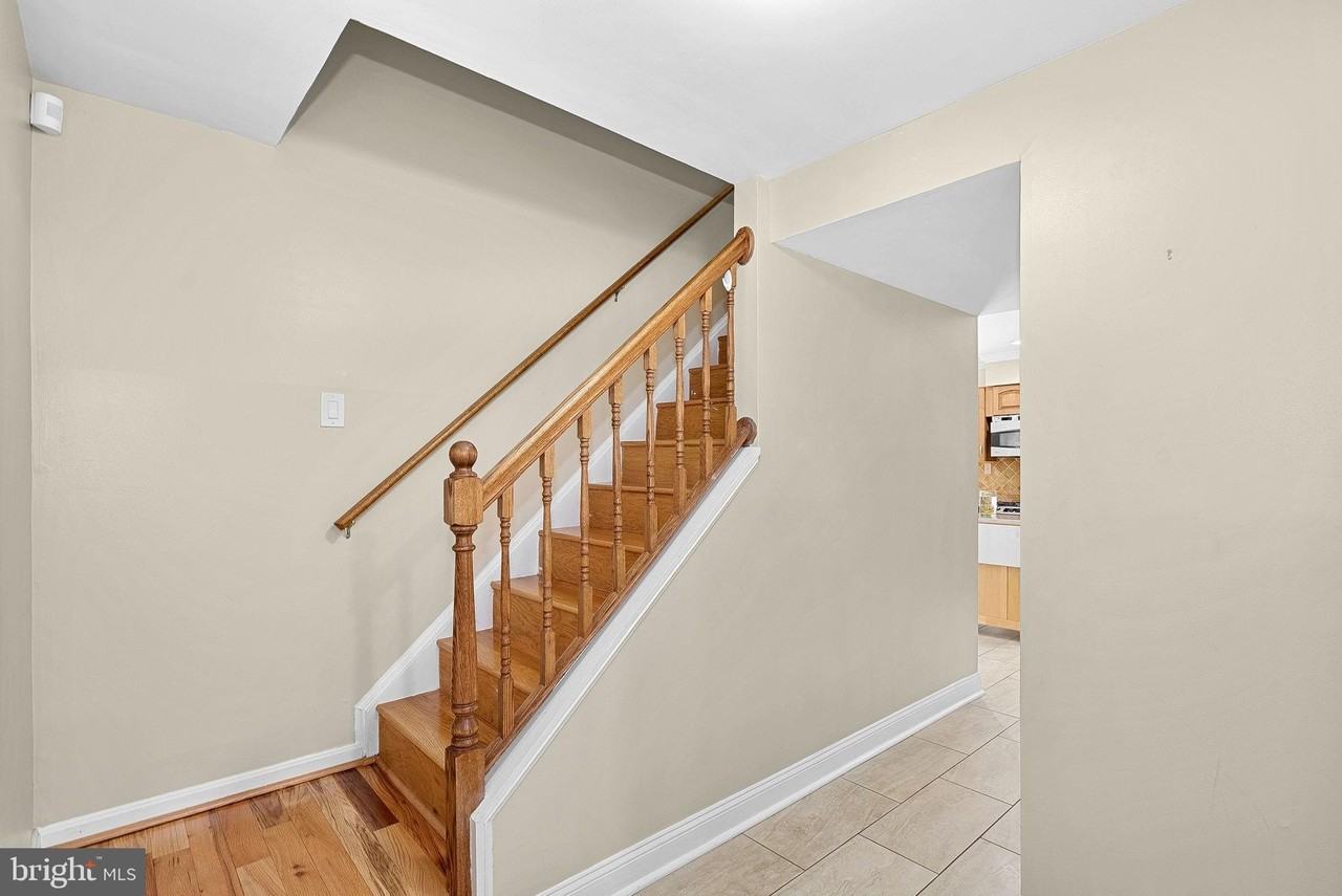5405 Hampton Forest Way - Photo 3 of 50