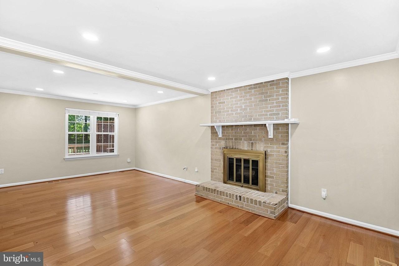 5405 Hampton Forest Way - Photo 6 of 50