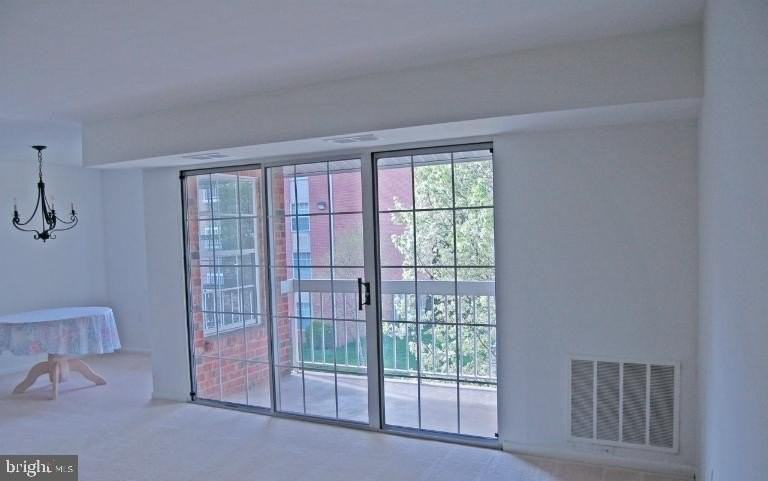 1933 Wilson Ln #301 - Photo 7 of 11
