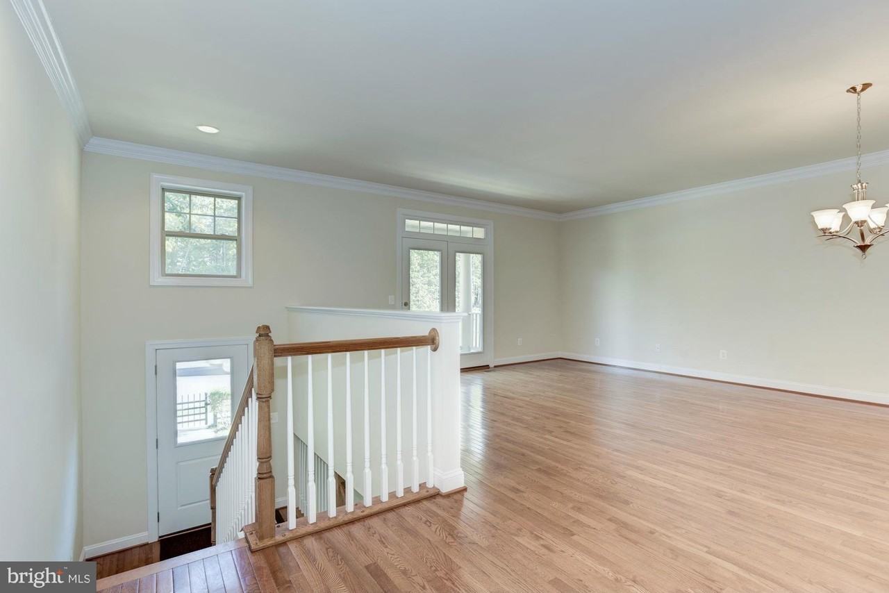 43374 Old Ryan Rd - Photo 3 of 30