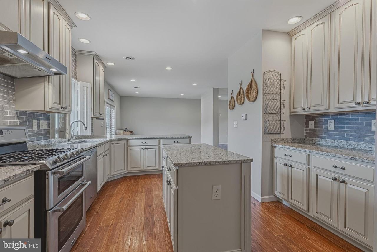 40923 Browns Ln - Photo 7 of 50