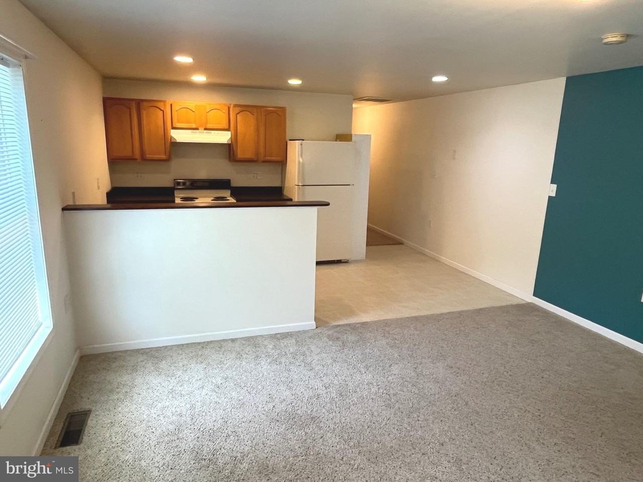 14 Cadet Ln - Photo 7 of 20