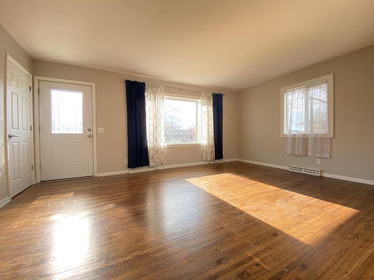 1843 18th St Nw #1 - Photo 3 of 19