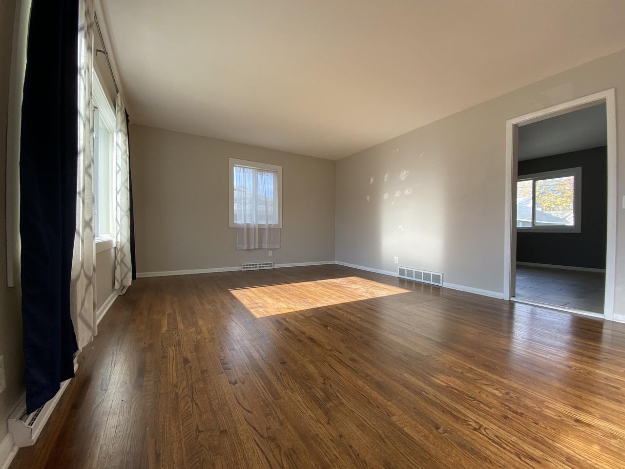 1843 18th St Nw #1 - Photo 4 of 19