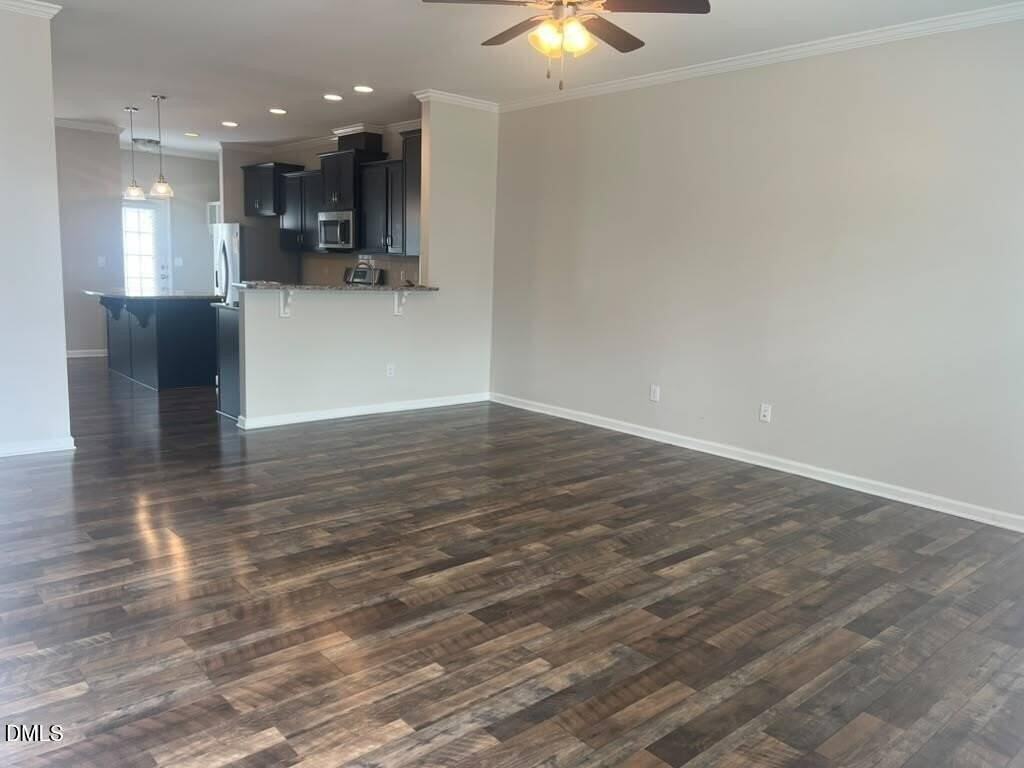5419 Wallace Martin Way - Photo 3 of 39