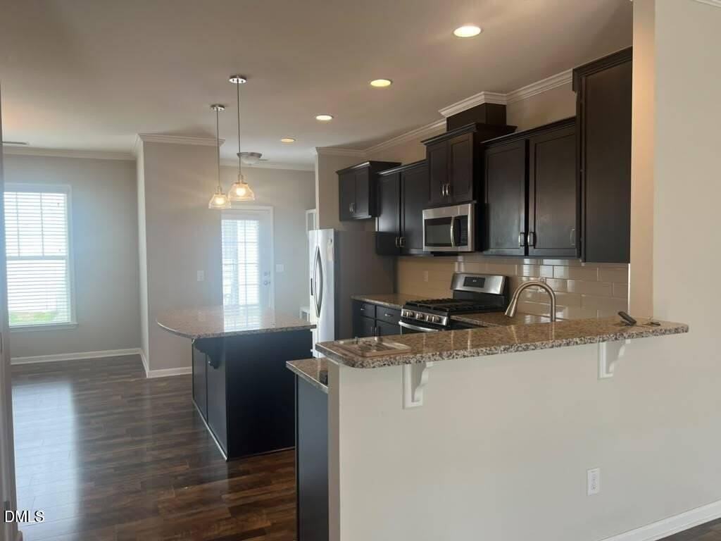 5419 Wallace Martin Way - Photo 5 of 39