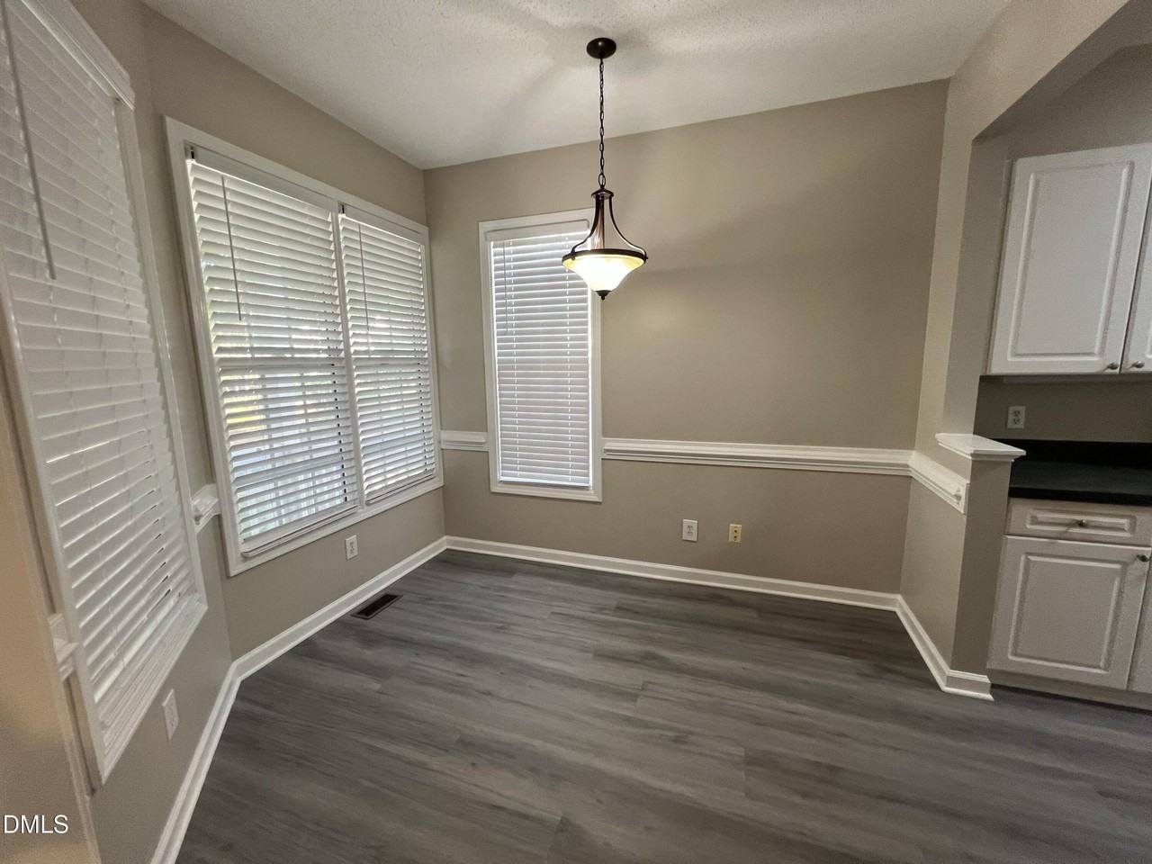7706 Astoria Pl - Photo 4 of 31