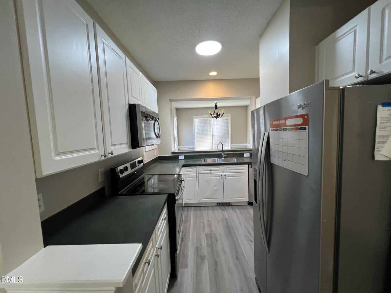 7706 Astoria Pl - Photo 6 of 31