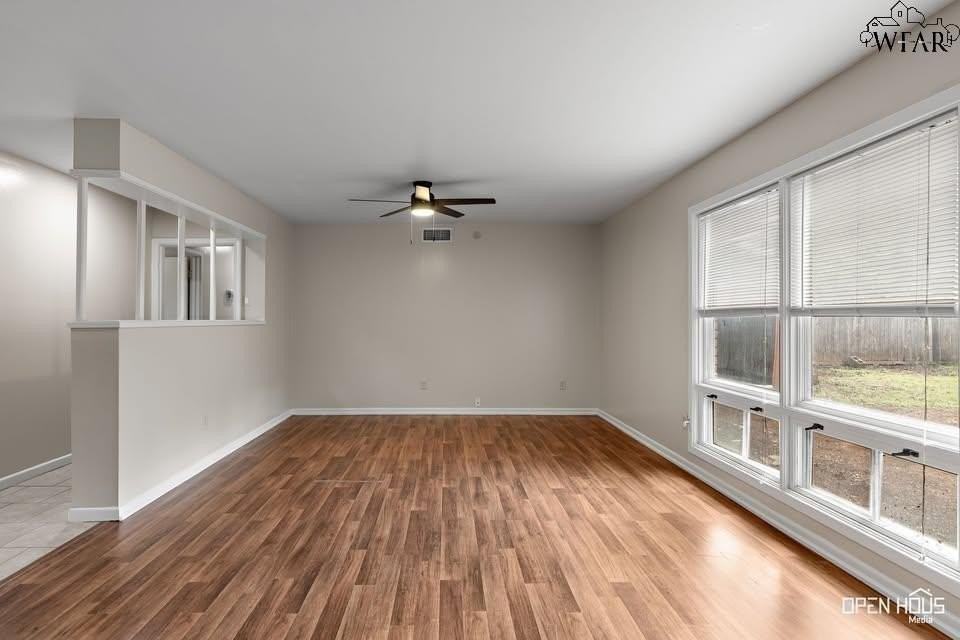 4202 Meadowbrook Dr - Photo 5 of 30