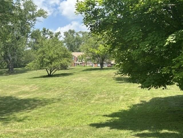 29 College Dr - Photo 2 of 41