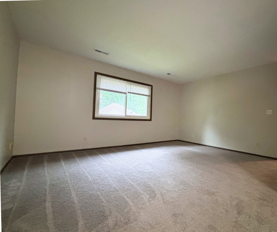 601 Oak Glen Dr #6 - Photo 2 of 9
