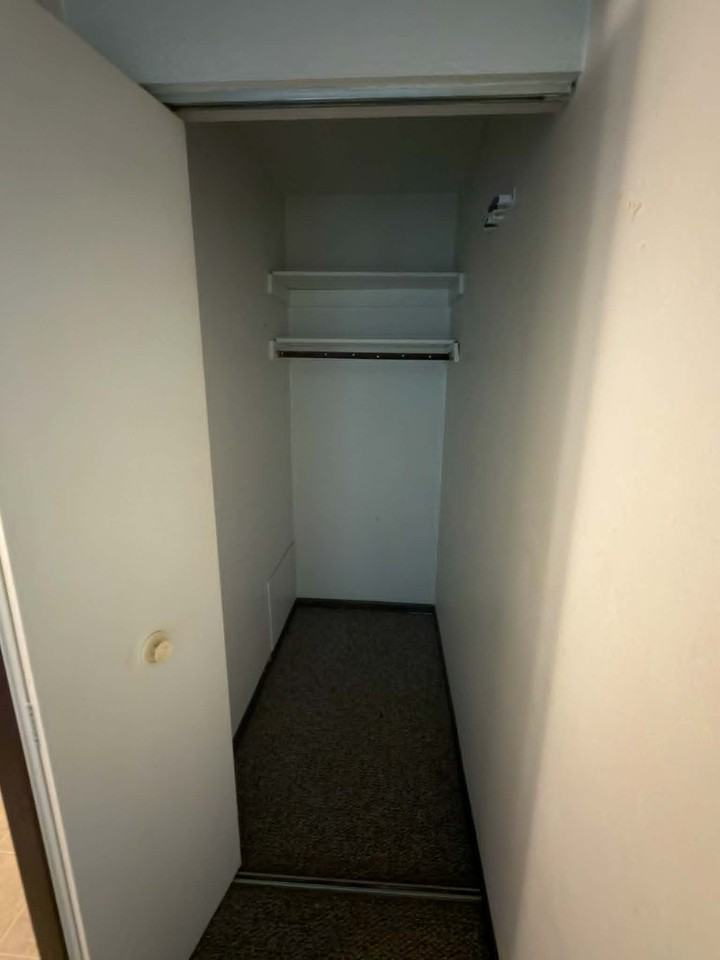 507 S Railroad Ave #9 - Photo 7 of 9
