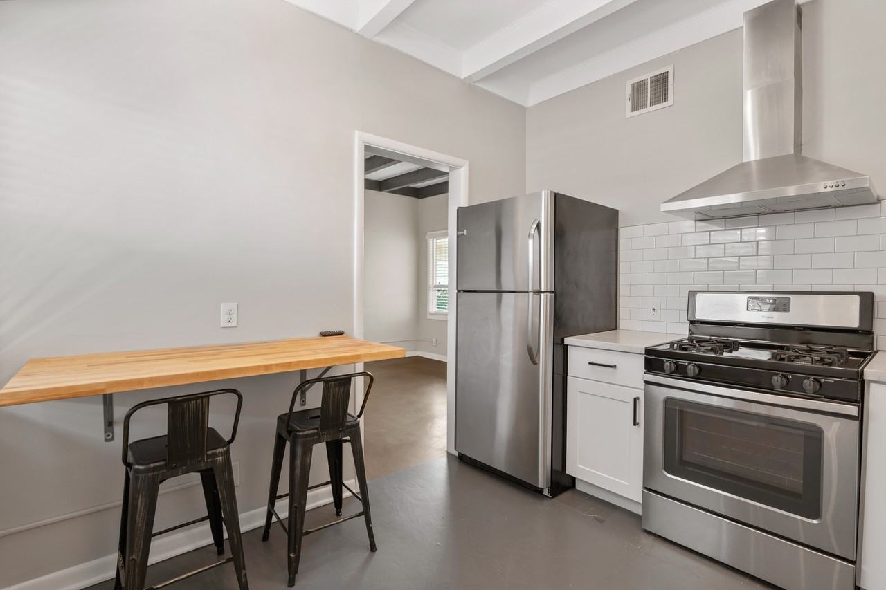 2242 N Dayton St #4 - Photo 6 of 20