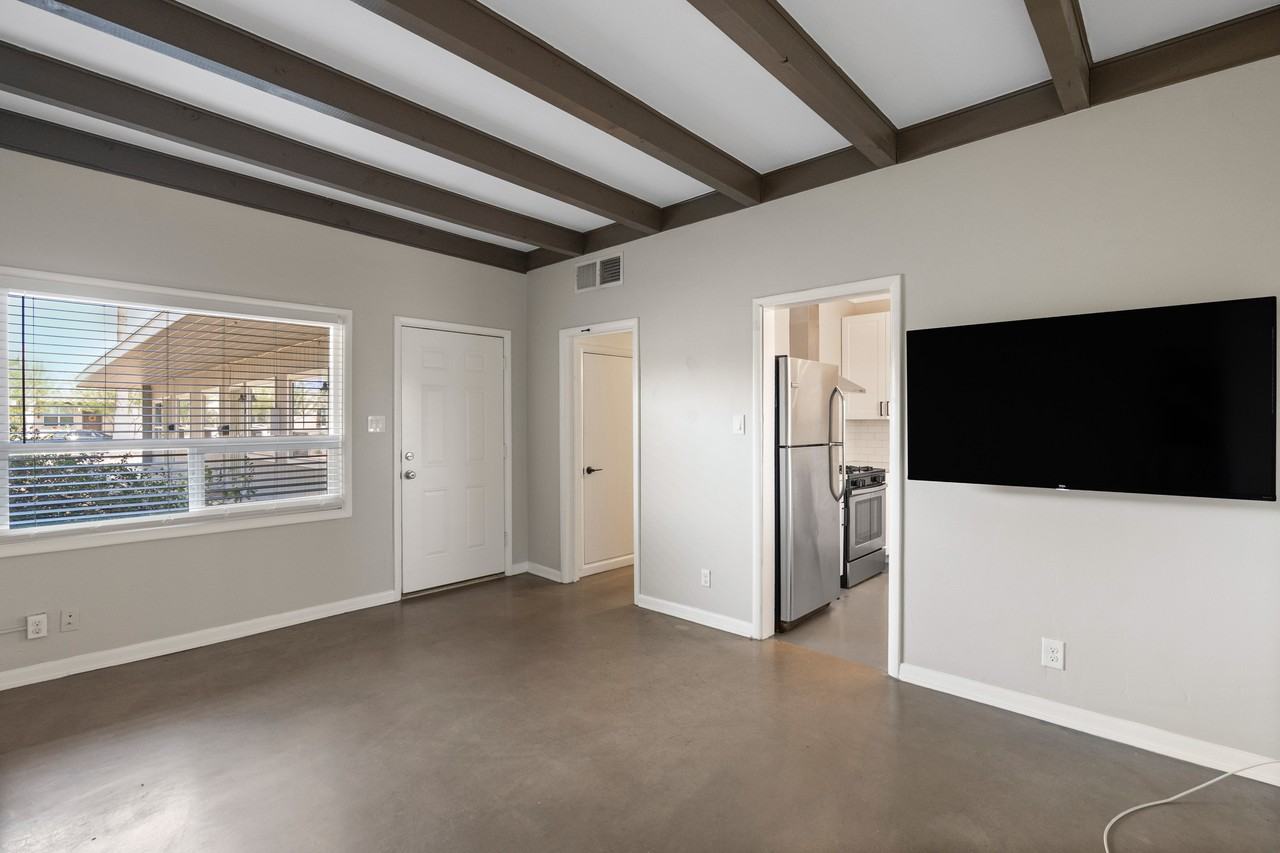 2242 N Dayton St #4 - Photo 2 of 20