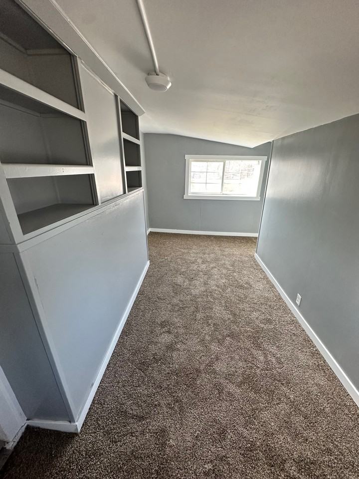 520 Sherman St #2 - Photo 2 of 12