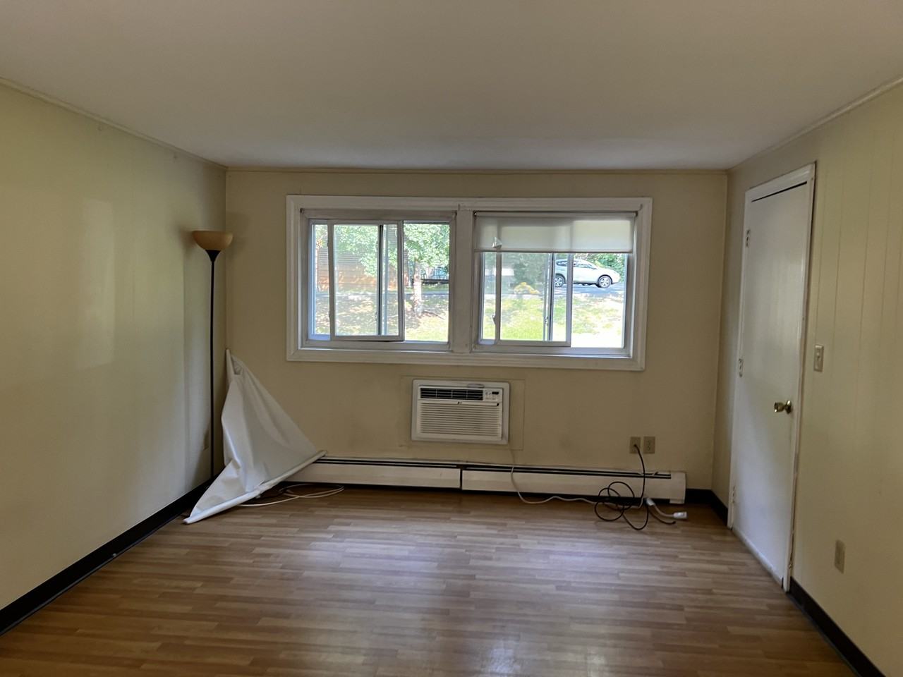 33 Crawford St #33-4 - Photo 4 of 5