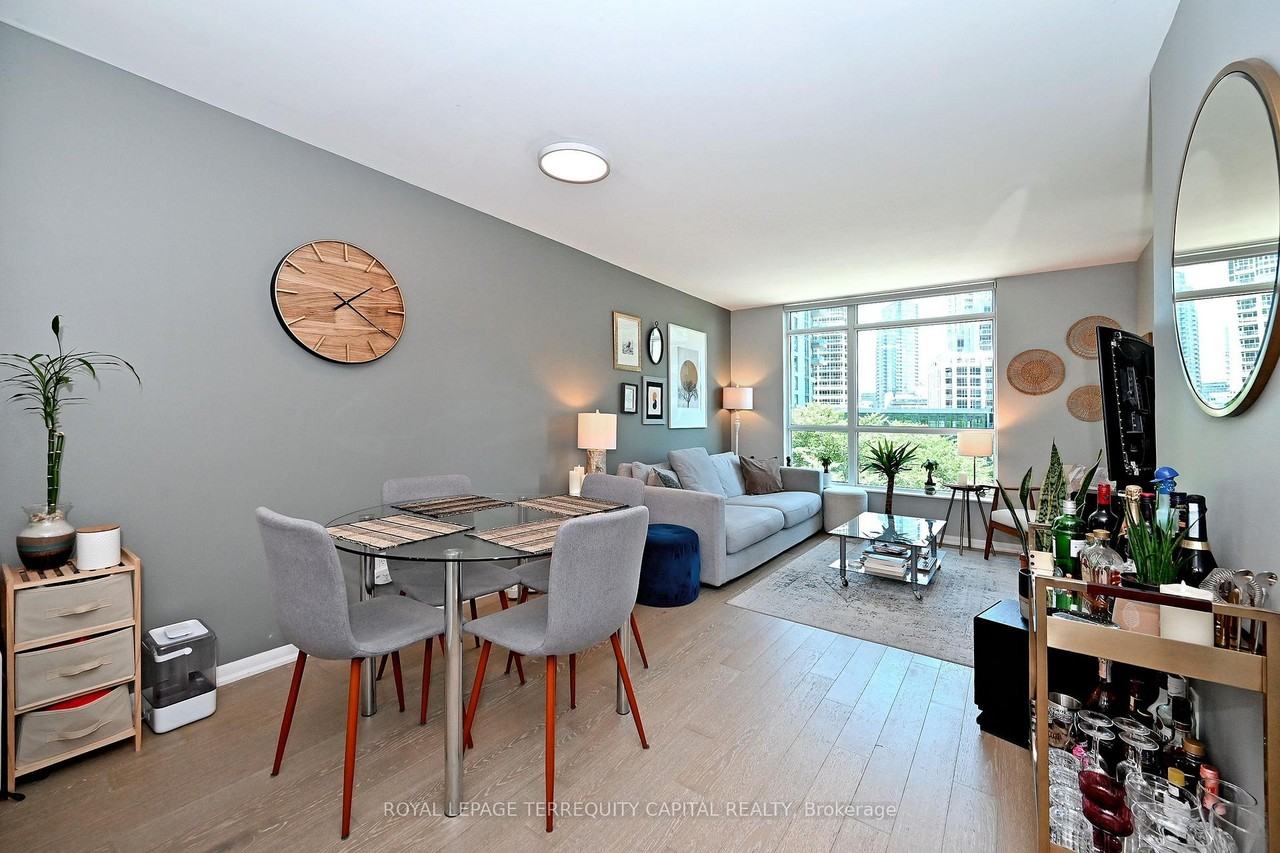 219 Fort York Boulevard - Photo 15