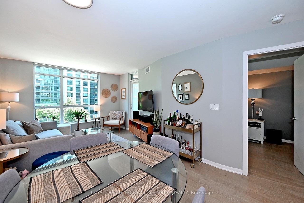 219 Fort York Boulevard - Photo 13