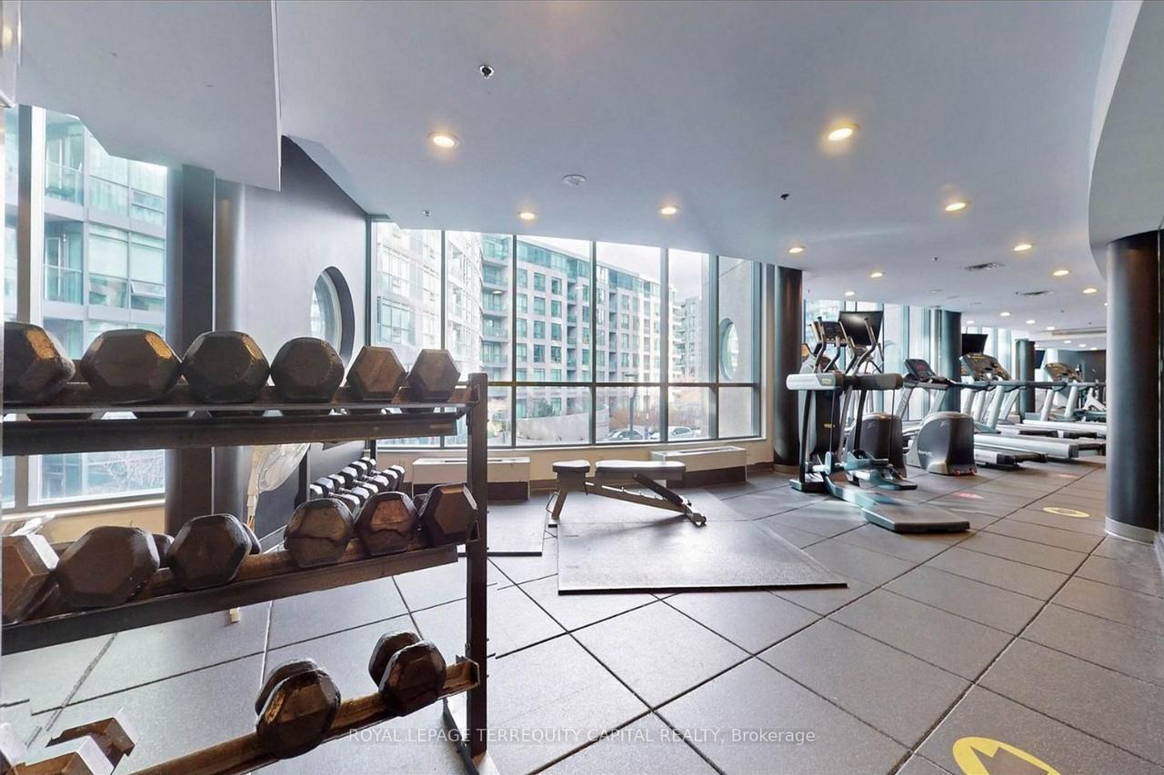 219 Fort York Boulevard - Photo 32