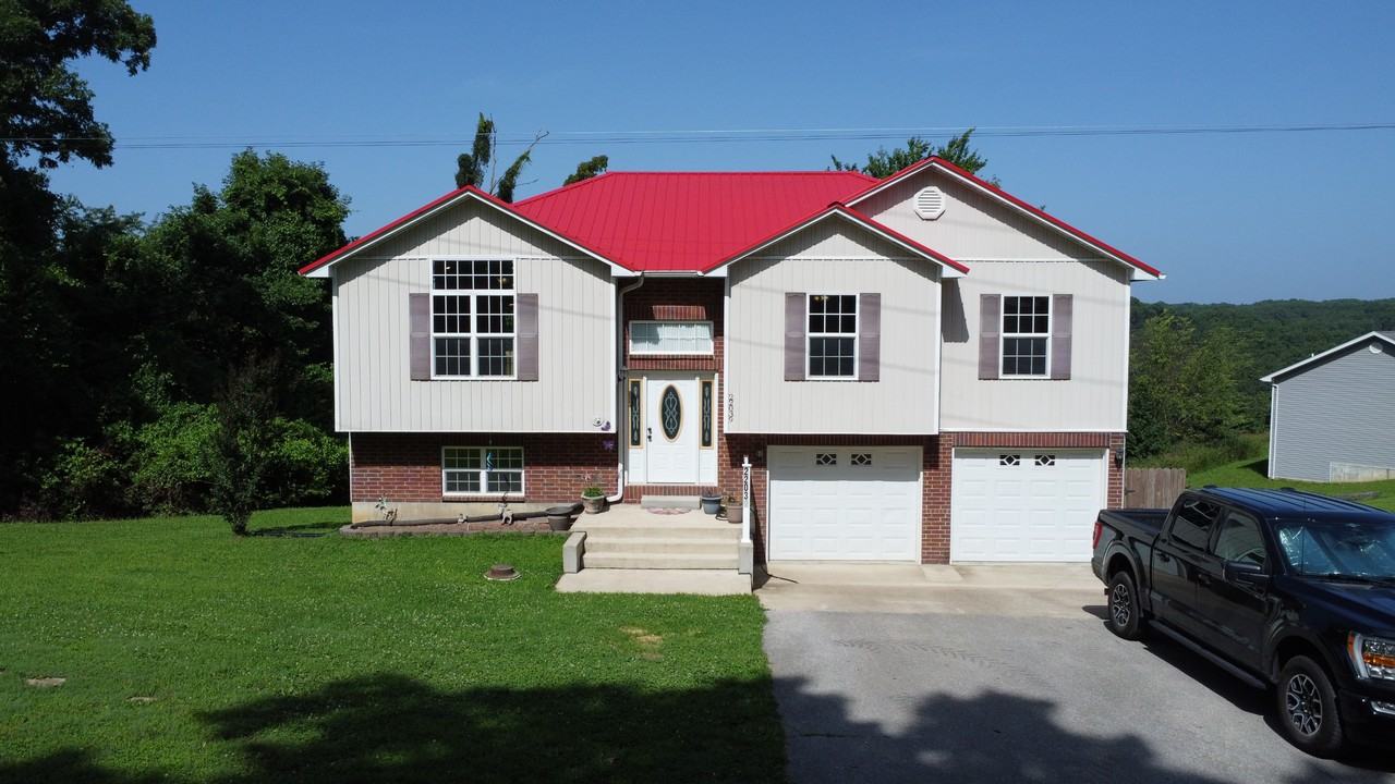 22039 Harlan Ln - Photo 2 of 29
