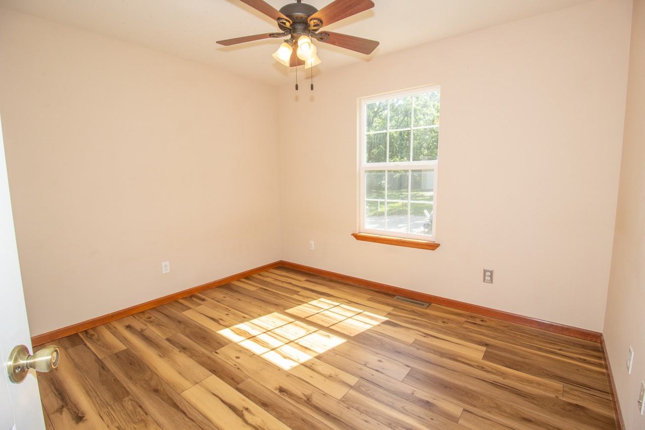 22039 Harlan Ln - Photo 7 of 29