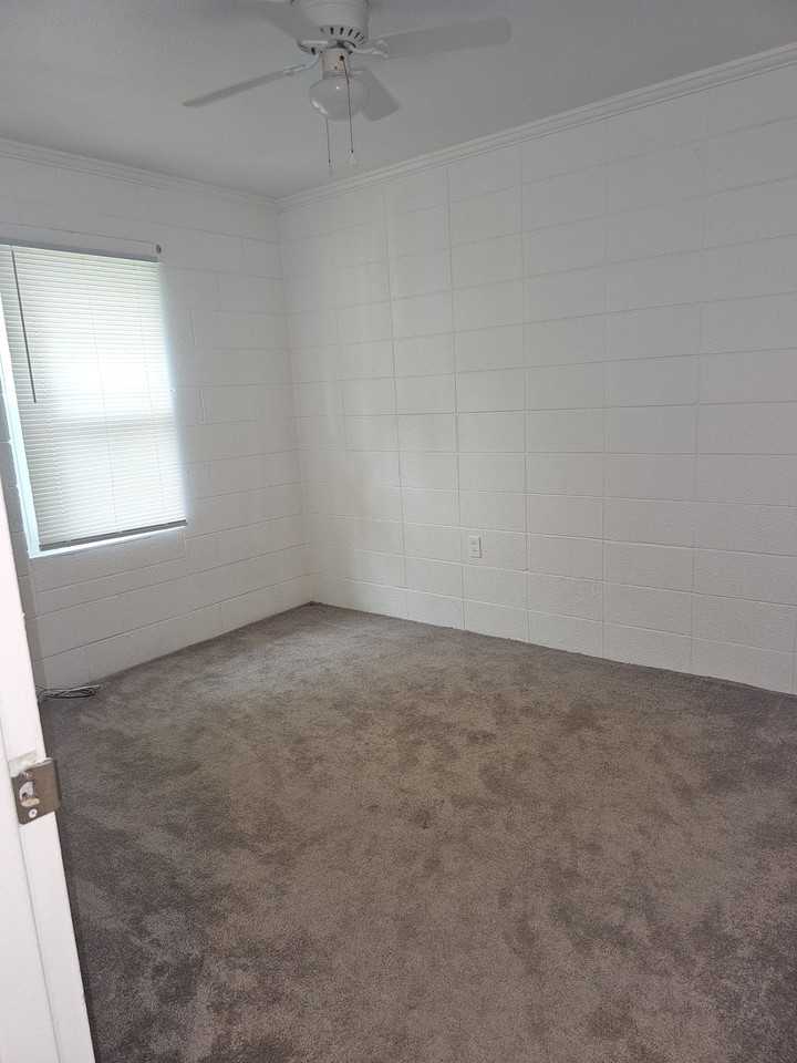 429 Squirrel St Apt A - Photo 6 of 6