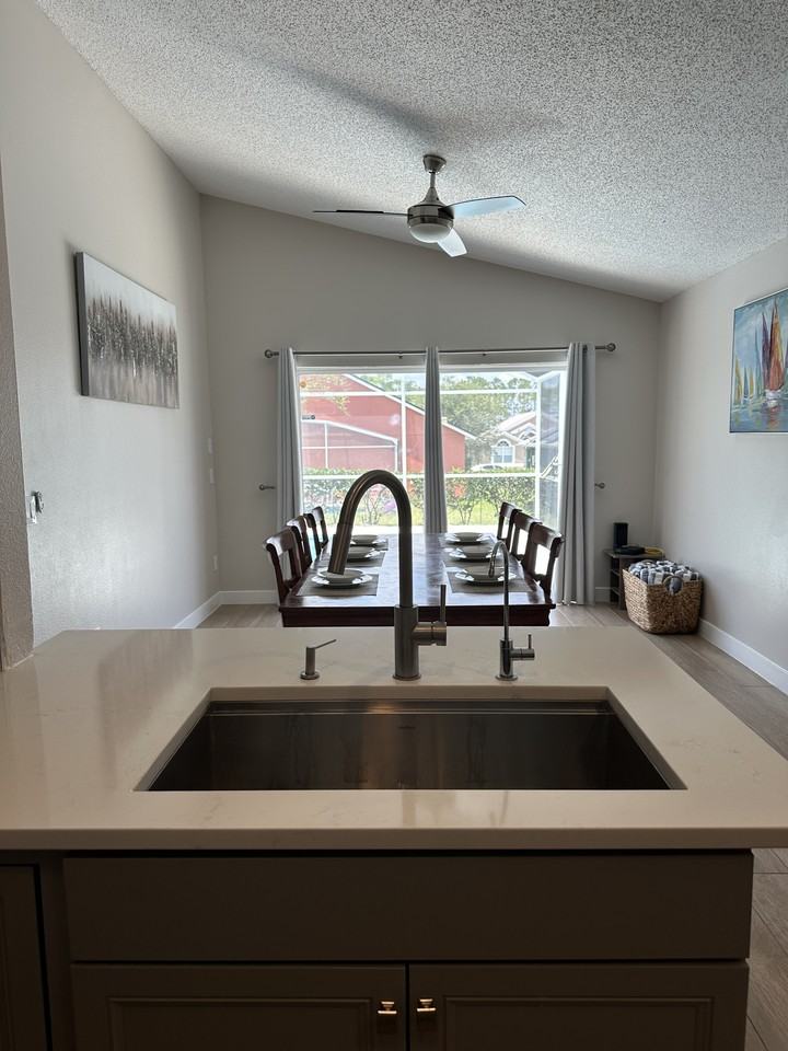 153 Laurel Ridge Pass - Photo 6 of 17