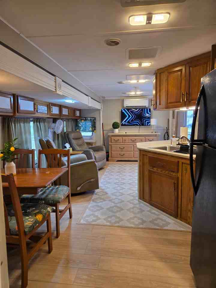 1715 E Manatee Loop - Photo 3 of 47