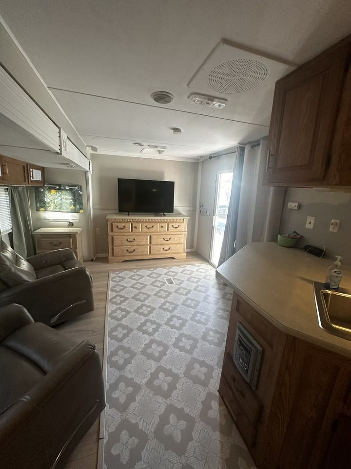 1715 E Manatee Loop - Photo 5 of 47