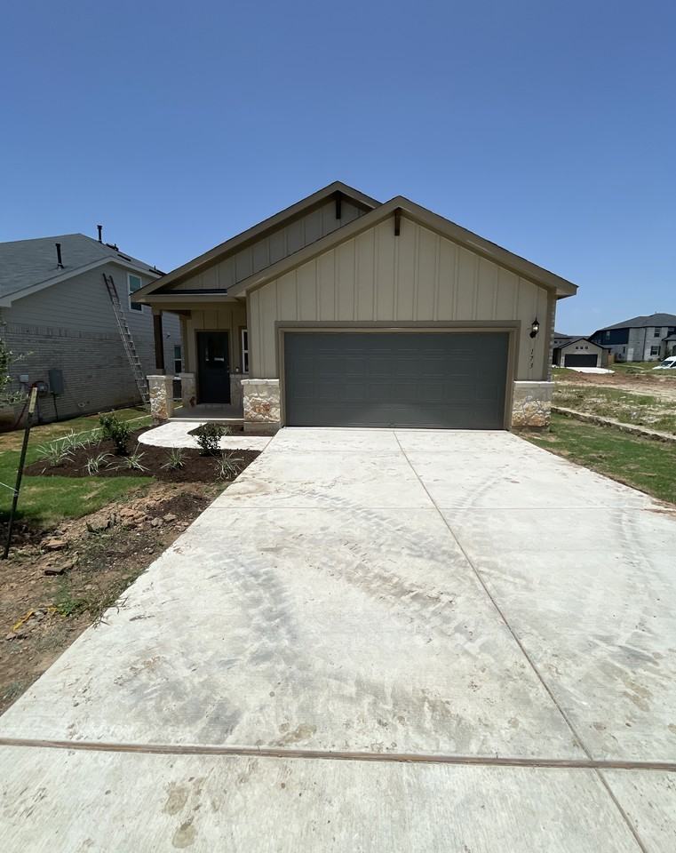 173 Golden Bell Way - Photo 2 of 50