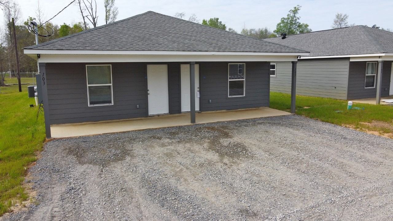 208 Legado Ln - Photo 2 of 18
