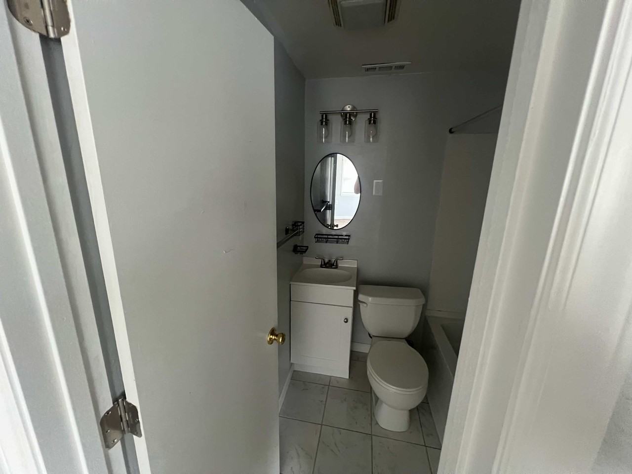 609 Jefferson St #609 - Photo 6 of 9