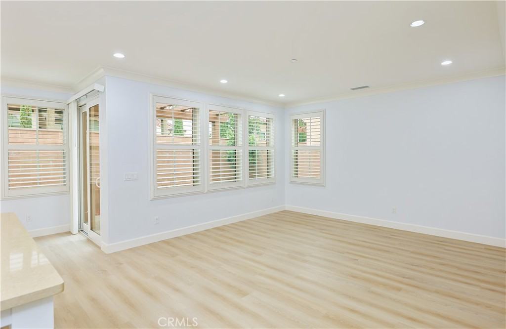 29 Oakfield - Photo 4 of 45