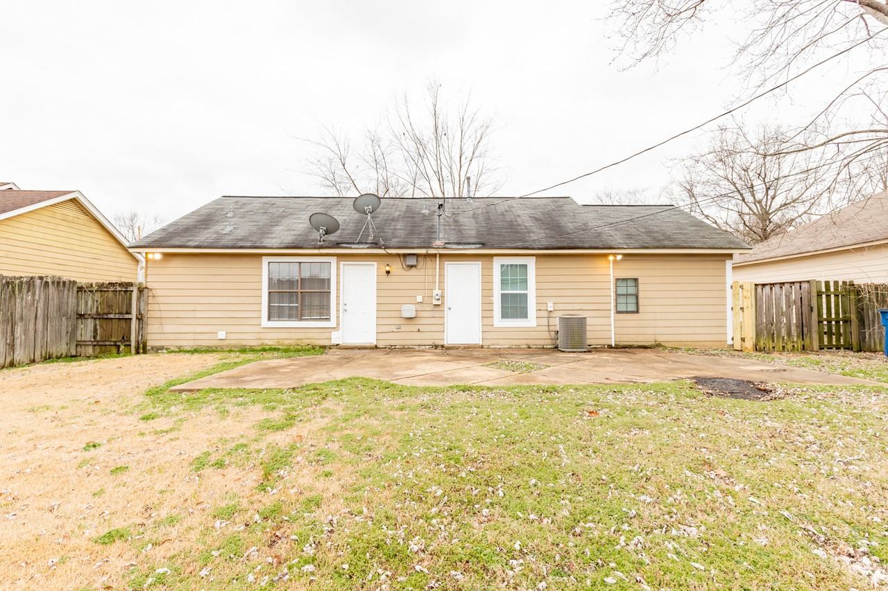 10152 Yates Dr #1