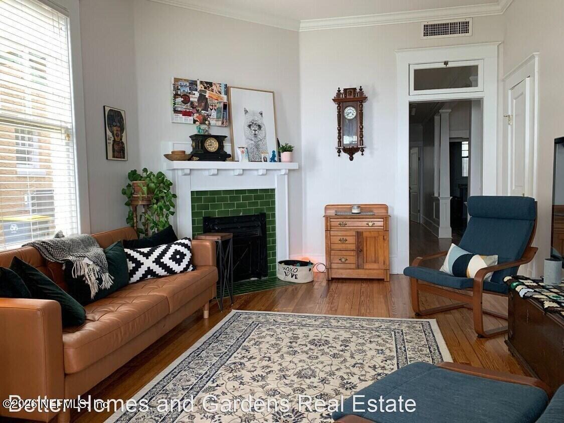 2123 River Blvd - Photo 2 of 13