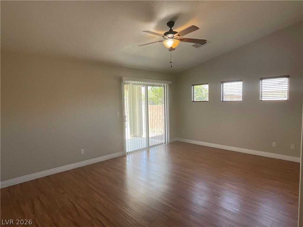 3005 Red Imp Ave - Photo 4 of 12