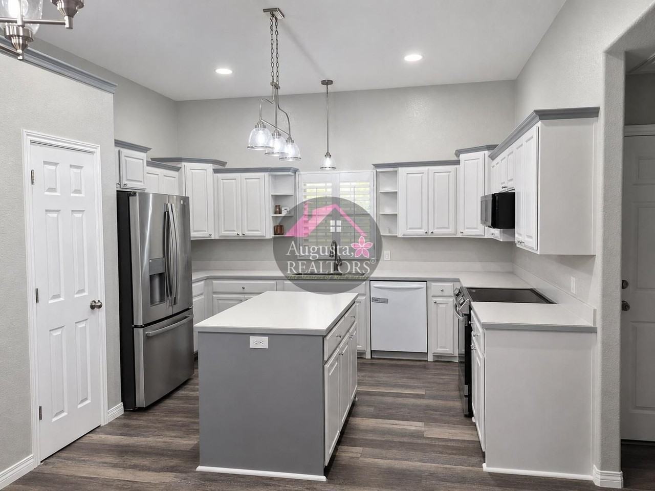 5001 5001 Crystal Creek - 5001 Crystal Creek - Photo 3 of 6