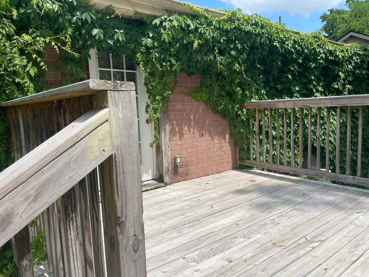 309 Melvin Jones Dr - Photo 3 of 29